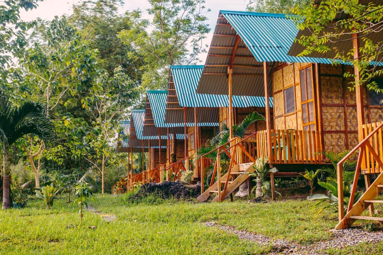 Green Acres Village Моалбоал Экстерьер фото